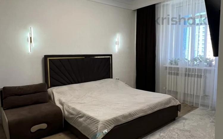 3-бөлмелі пәтер · 96 м² · 7/9 қабат, Туркестан 34, бағасы: 68 млн ₸ в Астане, Есильский р-н — фото 2