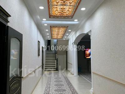 Отдельный дом · 7 комнат · 435 м² · 11 сот., Вагонник 17 за 170 млн 〒 в Уральске