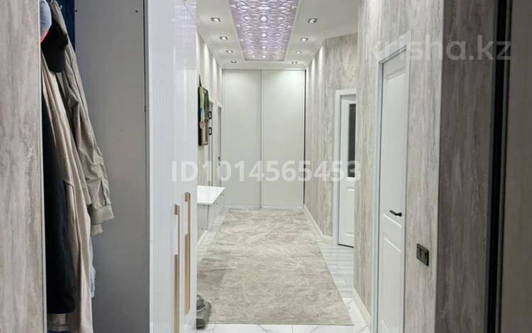 3-бөлмелі пәтер · 105 м² · 5/7 қабат, 19-ш/а. 45, 45/1, 45/2, 45/3, бағасы: 40 млн ₸ в Актау, 19-й мкр — фото 2