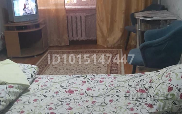 1-комнатная квартира · 35 м² · 1/3 этаж, Чехова 17 за 2 000 ₸ в Алматы, Турксибский р-н — фото 2