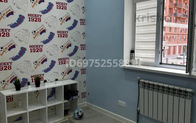 2-бөлмелі пәтер, 60 м², 2/14 қабат, 17-й мкр 6/1 — Грин плпза, бағасы: 35 млн 〒 в Актау, 17-й мкр — фото 2