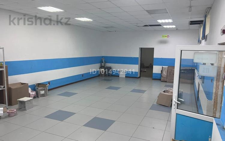 Свободное назначение · 100 м² за 100 000 ₸ в Актобе, мкр Жилгородок — фото 2