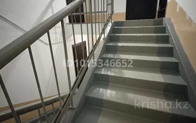2-комнатная квартира · 56 м² · 5/5 этаж, мкр 8 47/2 за 16 млн ₸ в Актобе — фото 2
