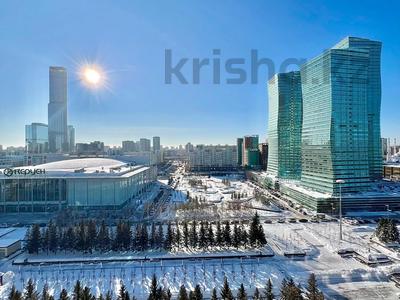 4-комнатная квартира · 285 м² · 10/18 этаж, Динмухамеда Кунаева 8/1 за 700 млн 〒 в Астане, Есильский р-н