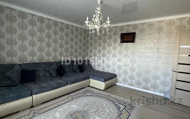 3-комнатная квартира · 68 м² · 4/10 этаж, мкр Юго-Восток, Таттимбета 9 за 350 000 ₸ в Караганде, Казыбек би р-н — фото 2