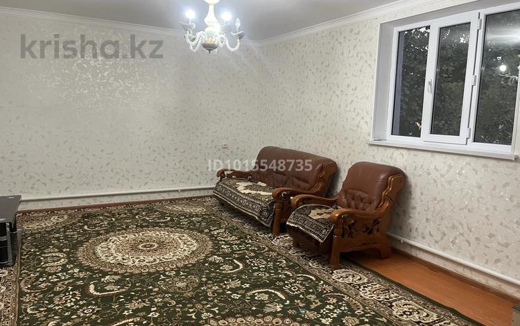 Отдельный дом · 2 комнаты · 70 м² · 2 сот., мкр Самал-2, Анар Аже — ул. Анар Аже-ул. Салтанатты за 160 000 ₸ в Шымкенте, Абайский р-н — фото 2