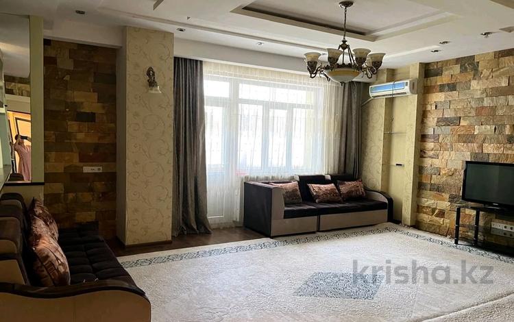 2-бөлмелі пәтер · 110 м² · 1/12 қабат, Кунаева Дефиле 36, бағасы: 230 000 ₸ в Шымкенте — фото 2