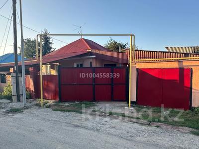 Жеке үй · 4 бөлме · 93.35 м² · 604 сот., Мукан Толебаева 46 — Магазин Динара, бағасы: 14 млн ₸ в Текели