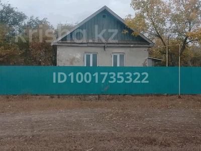 Отдельный дом · 3 комнаты · 55 м² · 20 сот., Каратаева 10 — Трассы за 2.9 млн 〒 в Теректы