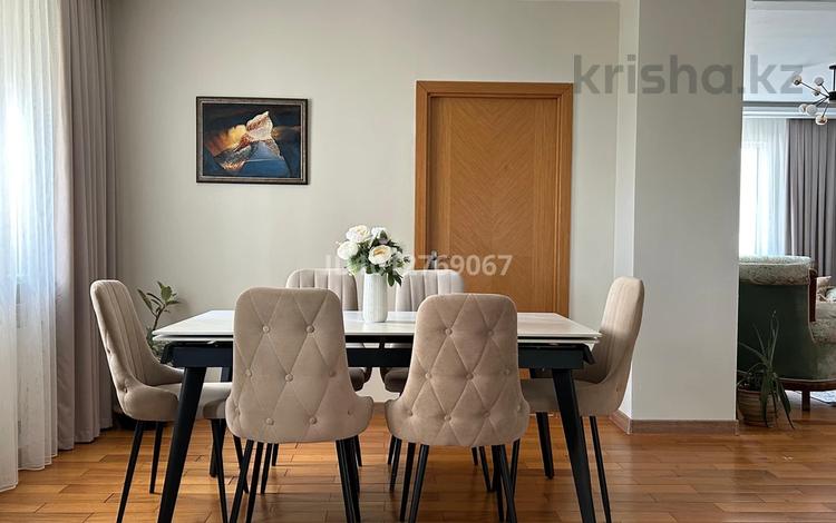 3-бөлмелі пәтер · 115 м² · 10/25 қабат, Абиша Кекилбайулы 264, бағасы: 105 млн ₸ в Алматы, Бостандыкский р-н — фото 2