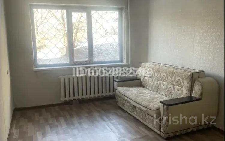 1-бөлмелі пәтер · 30.1 м² · 1/5 қабат, 35 квартал — Бассейн Дельфин, бағасы: 100 000 ₸ в Семее — фото 2