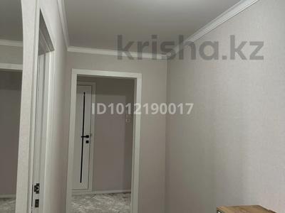 3-бөлмелі пәтер · 70 м², 8-й микрорайон, 8 микрорайон, бағасы: 35 млн ₸ в Костанае