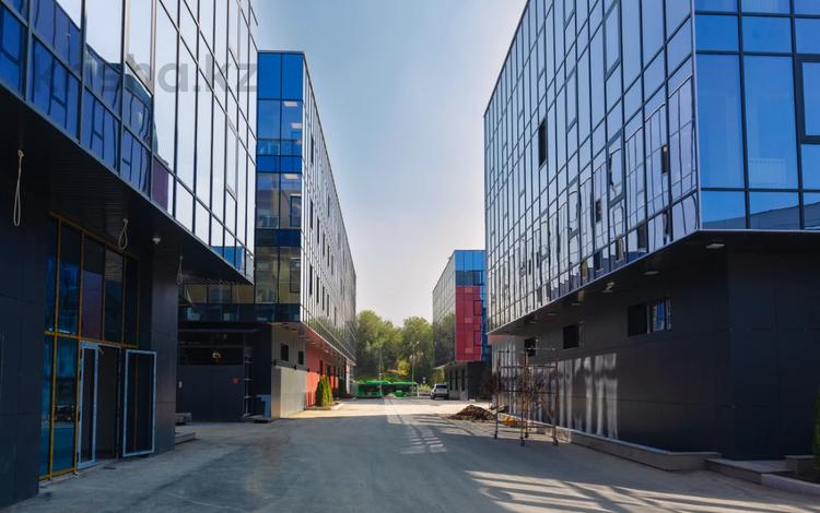 Свободное назначение, офисы, магазины и бутики, салоны красоты, фитнес и спорт, медцентры и аптеки · 45 м² за 450 000 〒 в Алматы, Медеуский р-н — фото 31