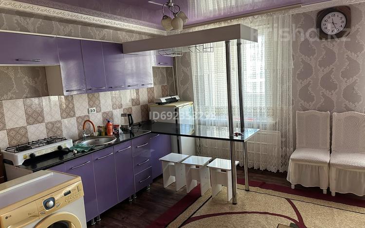 2-комнатная квартира, 50 м², 2/4 этаж, 4 за 4 млн 〒 в Жанатасе — фото 2