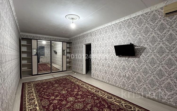 1-бөлмелі пәтер · 60 м² · 12/16 қабат, мкр. Алмагуль, Алмагуль,22, бағасы: 150 000 ₸ в Атырау — фото 2