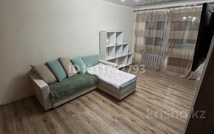 1-комнатная квартира · 32 м² · 2/4 этаж, мкр №4 19 за 230 000 ₸ в Алматы, Ауэзовский р-н — фото 2