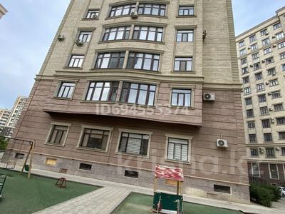 Пәтерлер в Мангистауской обл.: 4-бөлмелі пәтер · 174 м² · 3/12 қабат, 16-й мкр , 16/68 — ТРК, бағасы: 60 млн 〒 4-бөлмелі пәтер · 174 м² · 3/12 қабат, 16-й мкр , 16/68 — ТРК, бағасы: 60 млн 〒 в Актау