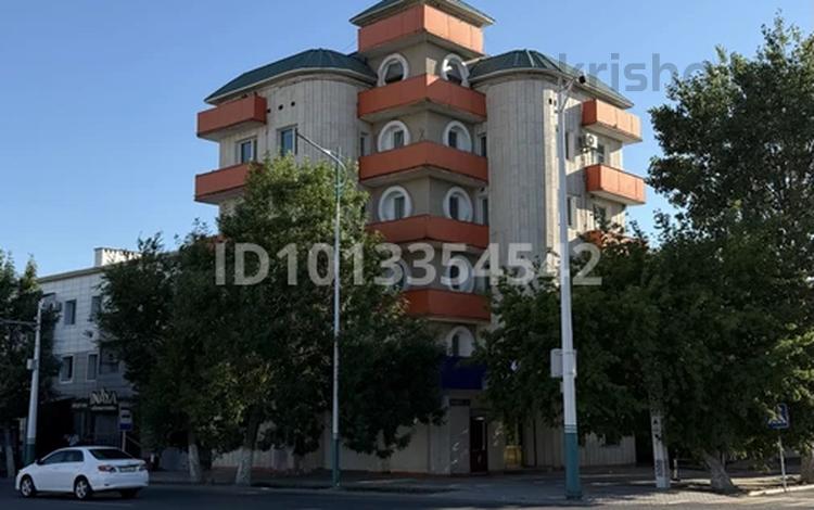 Офисы, магазины и бутики, образование, кабинеты и рабочие места · 610 м² за 2 млн ₸ в  — фото 11