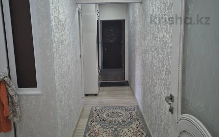 3-комнатная квартира · 60 м² · 3/5 этаж, мкр Восток , мкр Восток ближний 2 за 24 млн 〒 в Шымкенте, Аль-Фарабийский р-н — фото 2