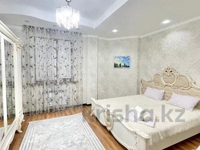 2-комнатная квартира · 75 м² · 5/9 этаж, Валиханова 21 за 17 000 ₸ в Атырау