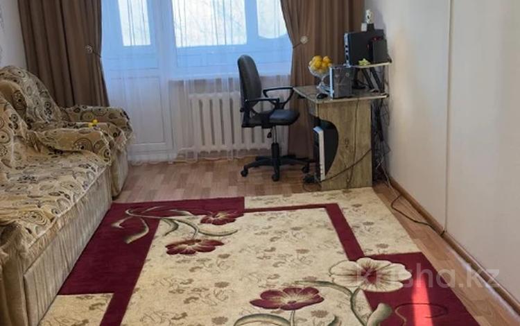 2-бөлмелі пәтер · 45 м² · 5/5 қабат, 16-шағынаудан, бағасы: 10.2 млн ₸ в Караганде, Алихана Бокейханова р-н — фото 2