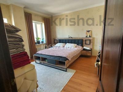 Продажа квартир в Актюбинской обл.: 4-комнатная квартира, 90 м², 5/6 этаж, мкр 12 32 — Бокенбай батыра за 26.8 млн 〒 4-комнатная квартира, 90 м², 5/6 этаж, мкр 12 32 — Бокенбай батыра за 26.8 млн 〒 в Актобе, мкр 12