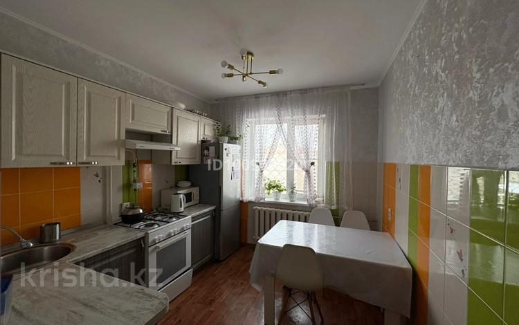 3-комнатная квартира · 69.3 м² · 9/9 этаж, Д.Бабатайулы 37 за 28 млн 〒 в Семее — фото 2