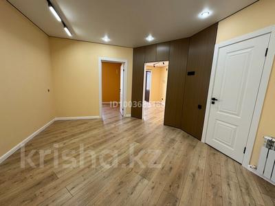 Продажа квартир в Западно-Казахстанской обл.: 1-комнатная квартира · 50 м² · 3/10 этаж, Самал 86 за 22 млн 〒 1-комнатная квартира · 50 м² · 3/10 этаж, Самал 86 за 22 млн 〒 в Уральске