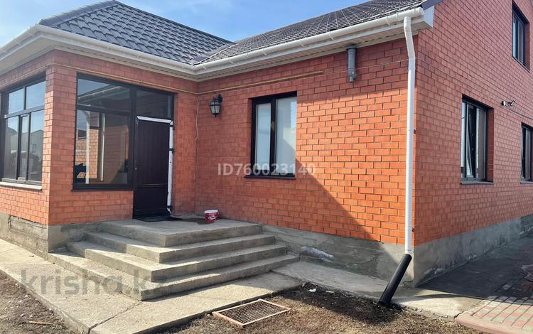 Жеке үй · 4 бөлме · 160 м² · 10 жүзд., Юга запад 2, бағасы: 53 млн ₸ в Актобе, жилой массив Юго-Запад-1 — фото 2