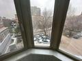 2-комнатная квартира · 53 м² · 3/12 этаж, мкр Самал-1 34 за 430 000 ₸ в Алматы, Медеуский р-н — фото 10