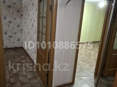 3-комнатная квартира · 60 м² · 5/5 этаж, Самал 5мкр 40 за 120 000 〒 в Талдыкоргане, мкр Самал