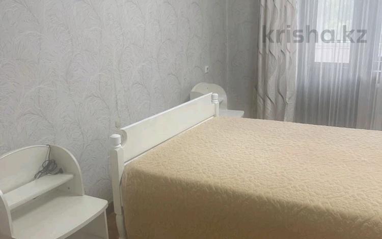2-бөлмелі пәтер · 62 м² · 4/5 қабат, Чайжунусова 105, бағасы: 250 000 ₸ в Семее — фото 2