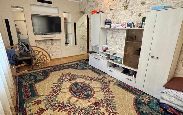 3-бөлмелі пәтер · 64 м² · 1/2 қабат, Бауыржана Момышулы 69, бағасы: 12 млн ₸ в Экибастузе — фото 24