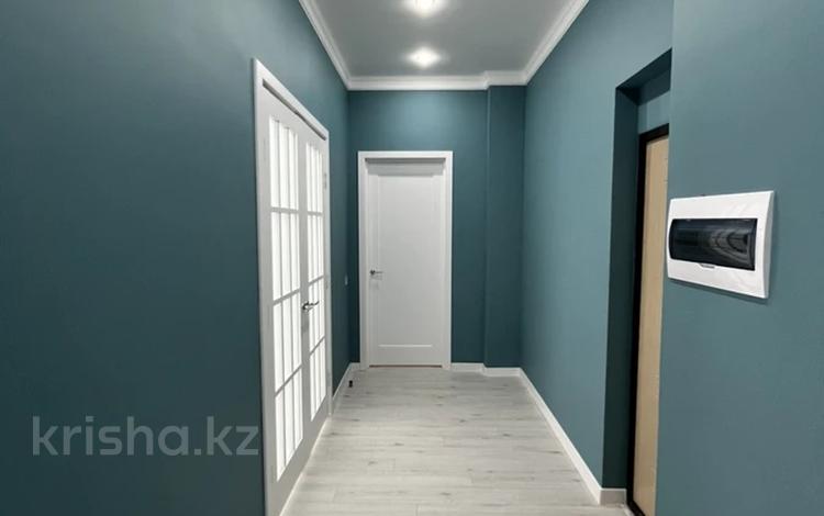 2-комнатная квартира · 70 м² · 3/16 этаж, 16-й мкр 64 за 23.5 млн ₸ в Актау — фото 2