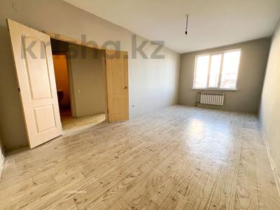 1-комнатная квартира, 43 м², 1/5 этаж, Болашак 9 за 12.5 млн 〒 в Талдыкоргане