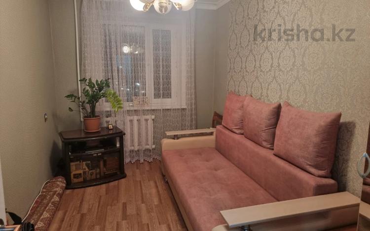 2-комнатная квартира, 44 м², 2/5 этаж, Казахстанская за 9.4 млн 〒 в Шахтинске — фото 4