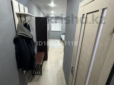 1-комнатная квартира · 20 м² · 2/2 этаж, мкр Юго-Восток, 30й микрорайон 8 — Школа-гимназия им. Абая за 120 000 〒 в Караганде, Казыбек би р-н
