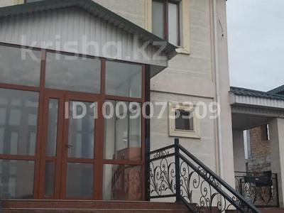 Отдельный дом · 9 комнат · 350 м² · 8 сот., Жайык 147 — Супермаркет Кемертоган за 150 млн 〒
