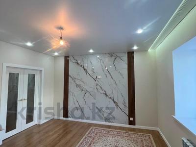 3-бөлмелі пәтер · 90 м² · 3/9 қабат, Алтын орда ш/а., бағасы: 40.5 млн ₸ в Актобе, мкр. Алтын орда