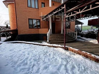 Отдельный дом · 9 комнат · 310 м² · 15.2 сот., Итакова 11 за 250 млн 〒 в Каскелене