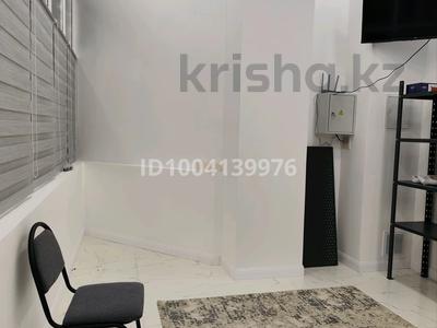 Офисы, магазины и бутики, склады, салоны красоты, фитнес и спорт, медцентры и аптеки, образование, развлечения, конференц-залы, кабинеты и рабочие места, студии · 30 м² за 140 000 〒 в Актау, 28-й мкр