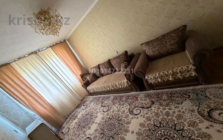 2-комнатная квартира · 50 м² · 4/5 этаж, Район 408 квартал за 210 000 ₸ в Семее — фото 2