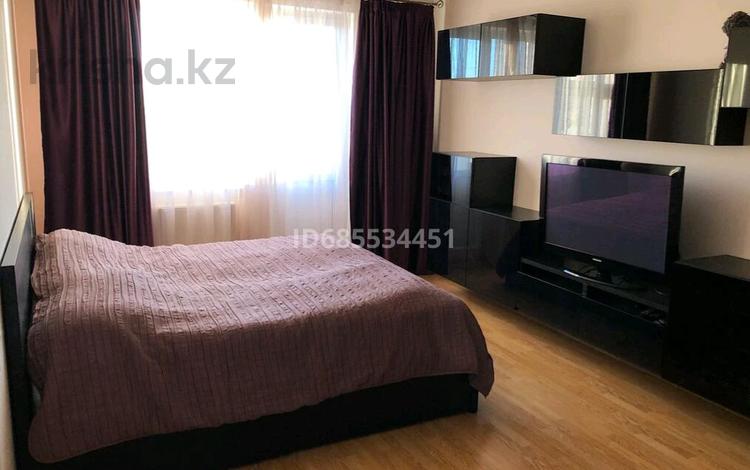 1-комнатная квартира · 32 м² · 2/5 этаж, мкр Новый Город 31 за 8 000 ₸ в Караганде, Казыбек би р-н — фото 2