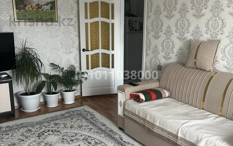 3-комнатная квартира · 59 м² · 4/5 этаж, мкр 8 296/1 за 20.5 млн ₸ в Актобе — фото 2