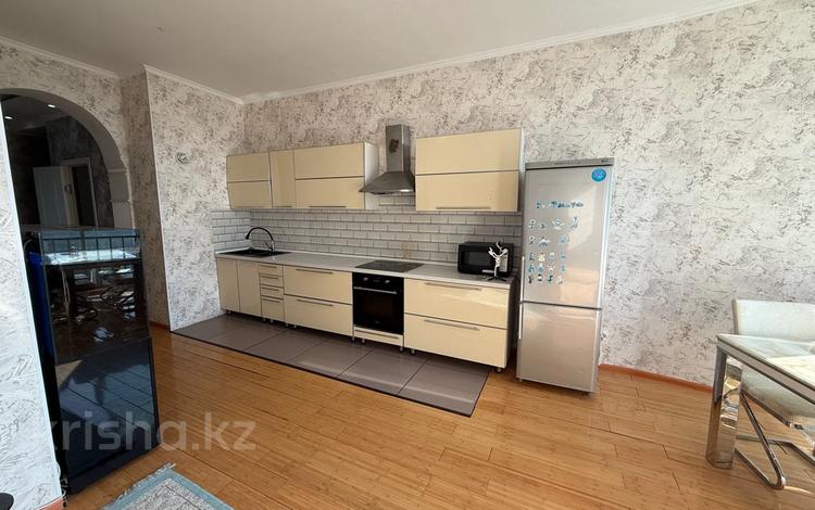 3-комнатная квартира, 91 м², 20/21 этаж, Прокофьева 148