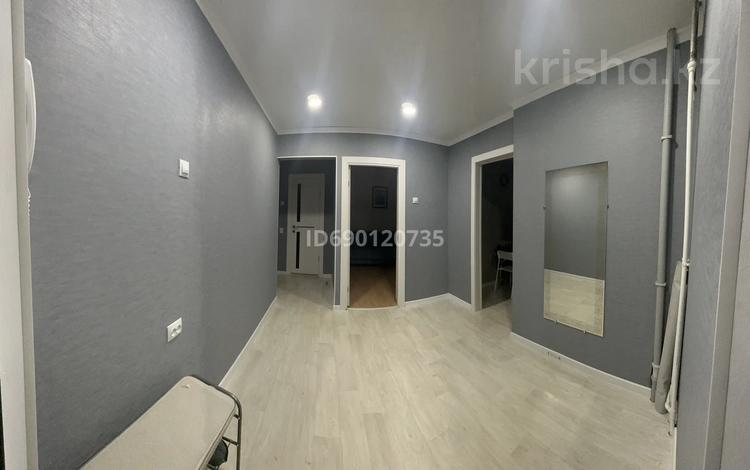 2-комнатная квартира, 54 м², 2/5 этаж, мкр 11 36