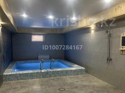 Жеке үй · 11 бөлме · 800 м² · 10 сот., Субханбердина 26 — Аблайхана, бағасы: 335 млн 〒 в Астане, Алматы р-н
