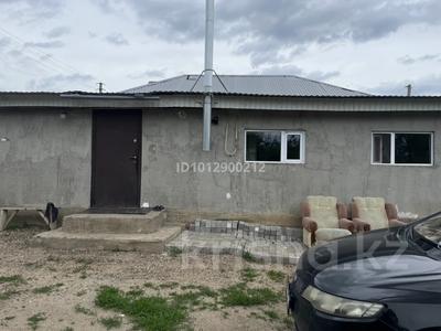 Жеке үй · 4 бөлме · 100 м² · 6 жүзд., Автомобилист 216 — Бұтақ, бағасы: 11 млн ₸ в Актобе, СК Акжар-Плюс