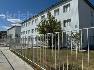 Офисы, склады, общепит, бани, гостиницы и зоны отдыха, медцентры и аптеки, образование, развлечения · 2712.8 м² за 550 млн 〒 в Атырау, мкр Привокзальный-1