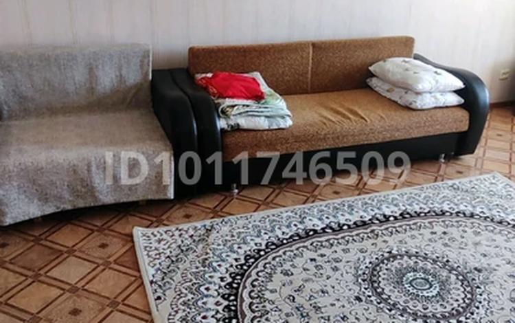 1-комнатная квартира · 46 м² · 2/5 этаж, Кенесары 23 за 15 000 ₸ в Бурабае — фото 2